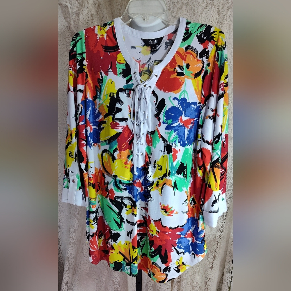 Slim Factor by Investments white w/multi abstract blue red NWOT